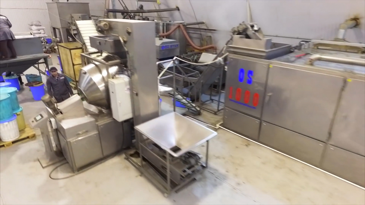 videoplayback.00 02 19 04.