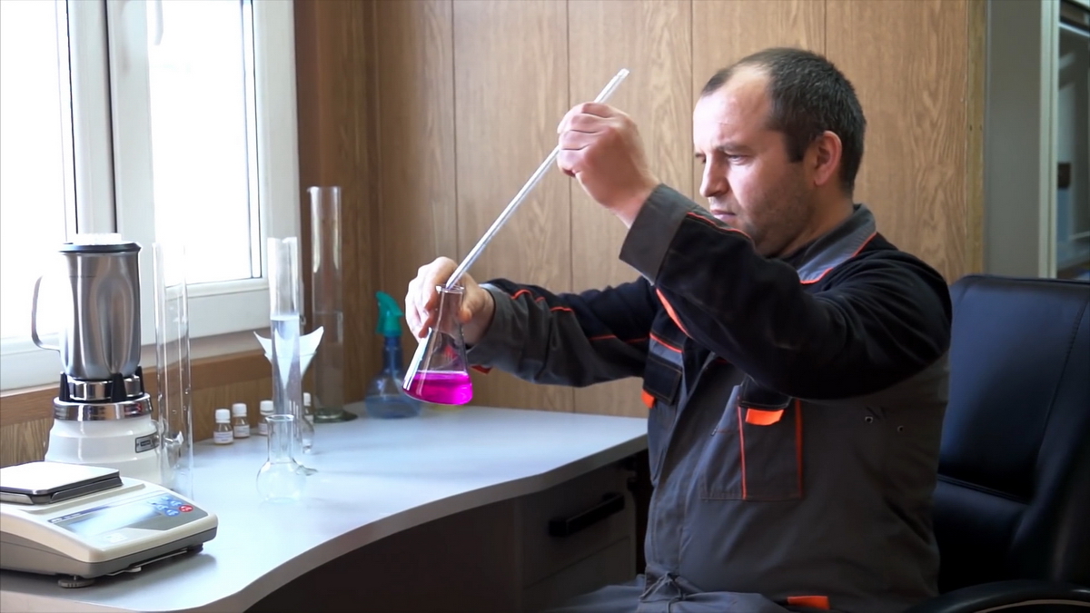 videoplayback.00 06 42 00.